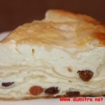 Plăcintă ușoară și ”subțire”, cu brânză dulce (în stil burek)