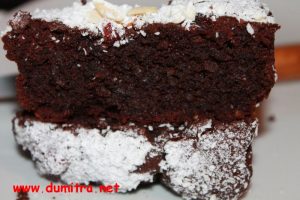 Brownie cioc neagra si migdale2